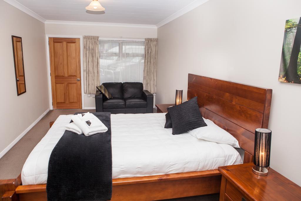Picton Accommodation Gateway Motel Extérieur photo