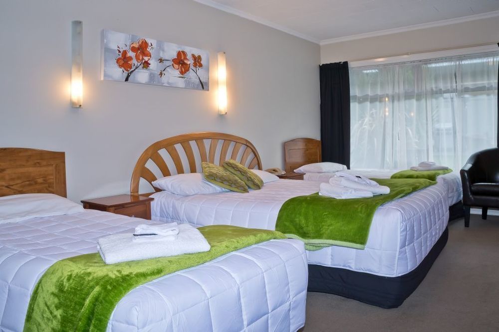 Picton Accommodation Gateway Motel Extérieur photo