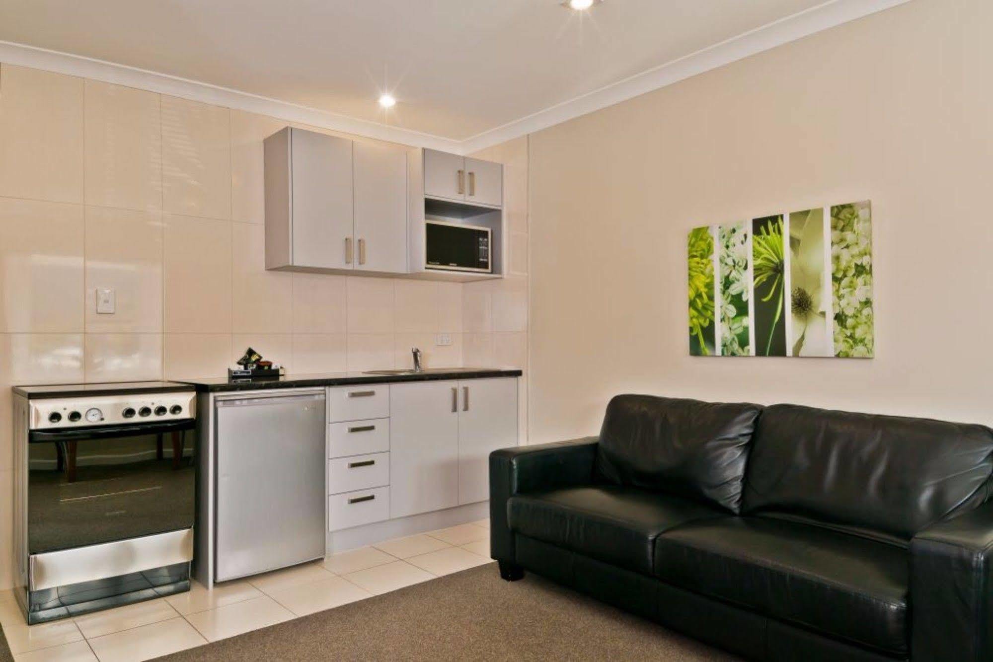 Picton Accommodation Gateway Motel Extérieur photo